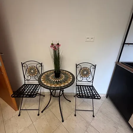 Sebe 5 Apartment *